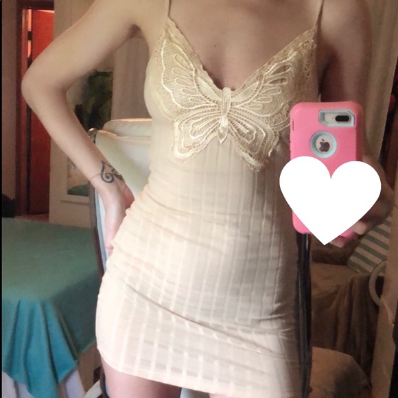 Butterfly mini dress - Picture 4 of 9